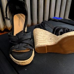 Black wedge sandals